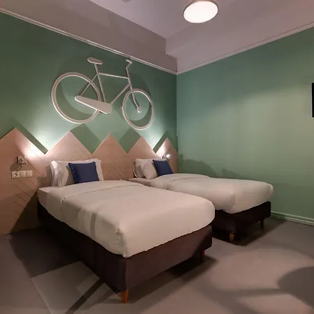 Hotell Colors Urban 4*