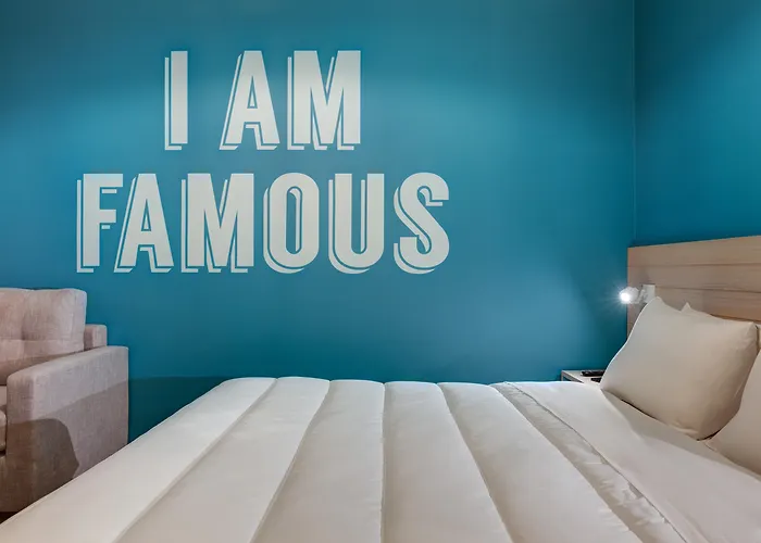 Colors Urban 4*
