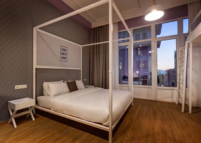 Colors Urban Hotel